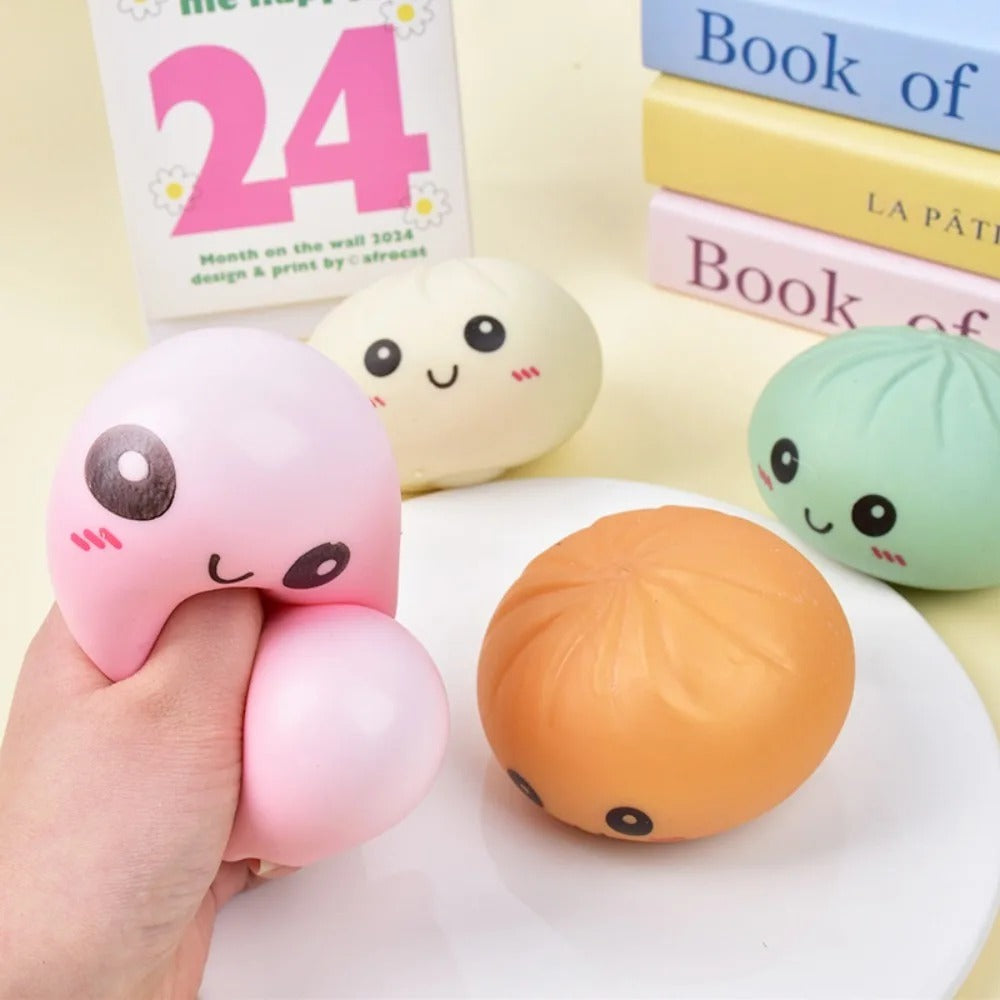 Kawaii Dumpling Squishy – Super Soft Slow-Rising Sensory Toy with Bamboo Steamer